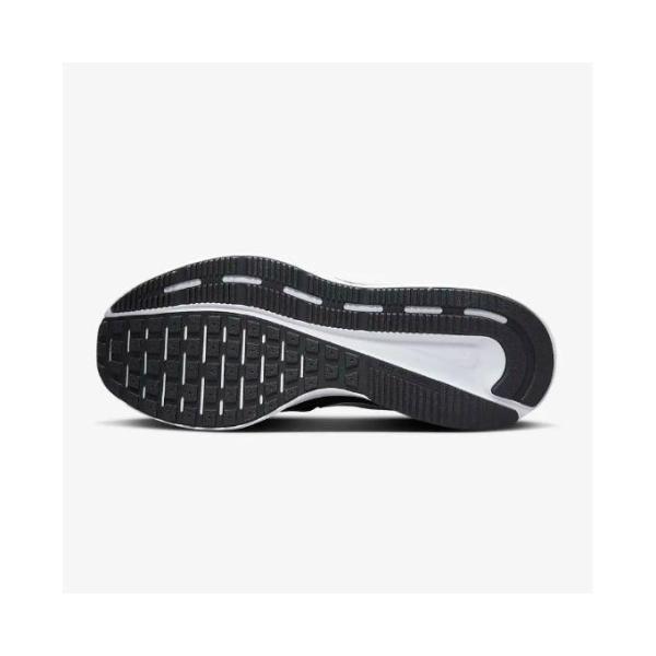 Nike Baskets Homme RUN SWIFT 3